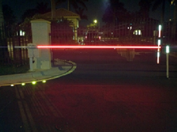Illuminated Security Camera Pole and Night Vision in Parkland FL
