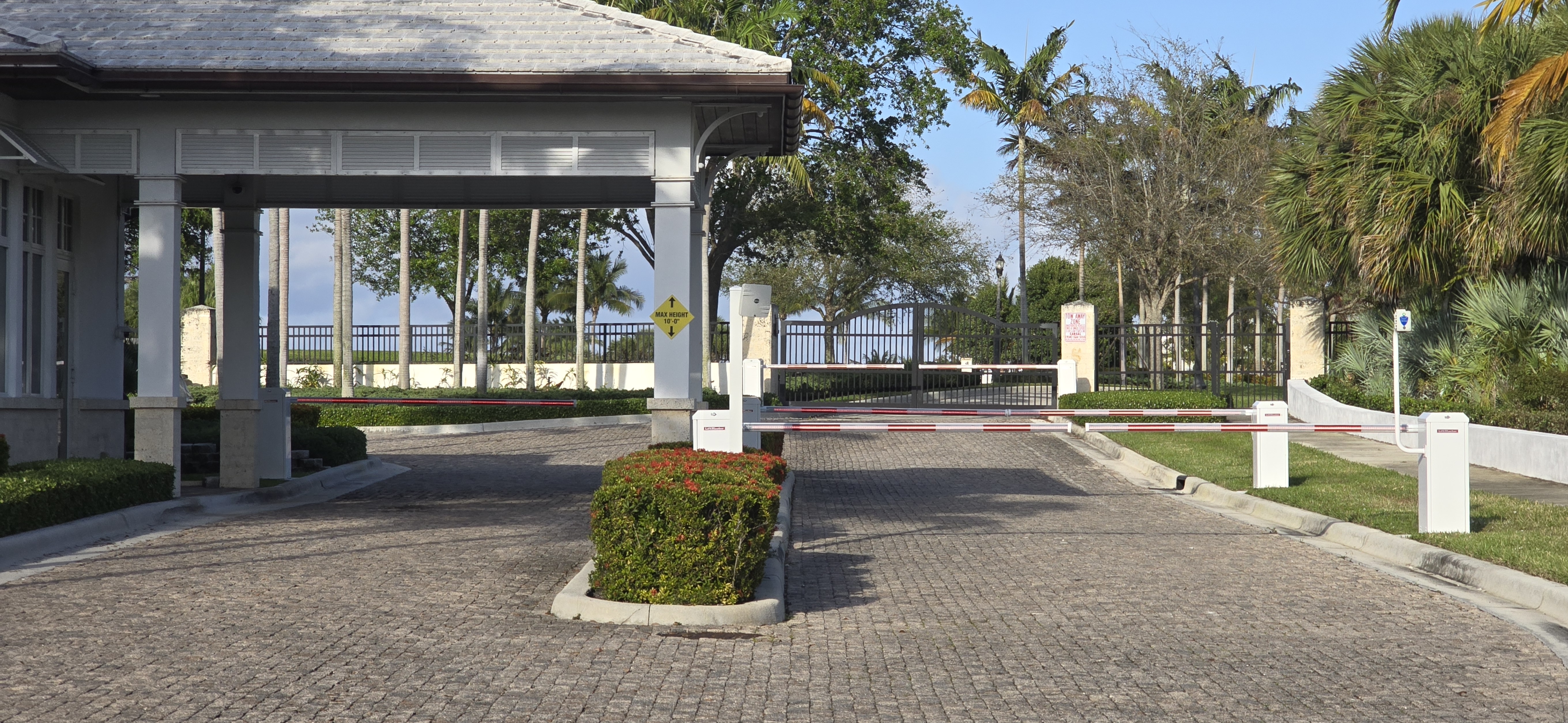 Industrial High-Cycle Barrier Arm Operators in Miami FL